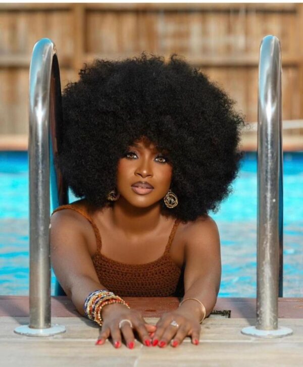 Afro wig hair blend