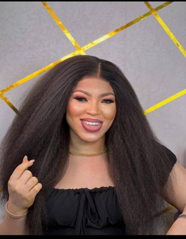 Yaki t closure 30 inches hair blend